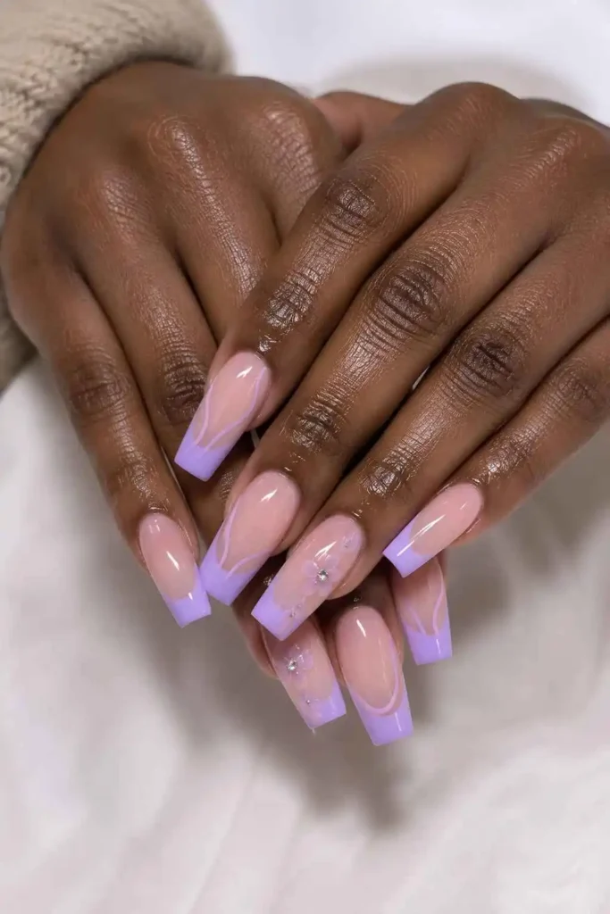 Lilac French coffin nails with soft pastel purple tips