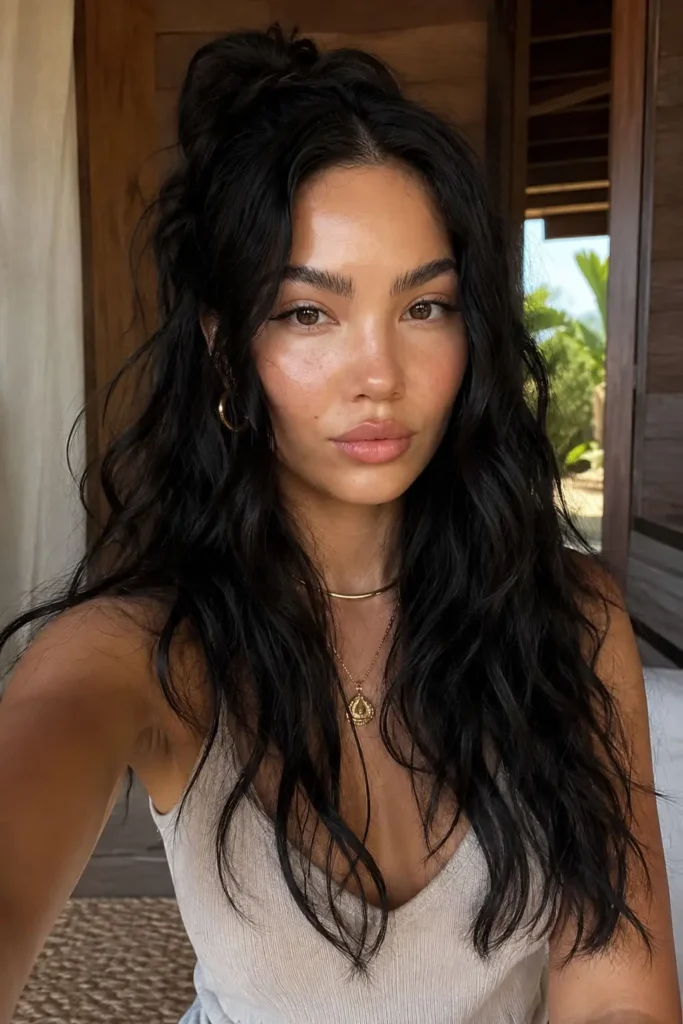 Soft bouncy waves for an easy work hairstyle